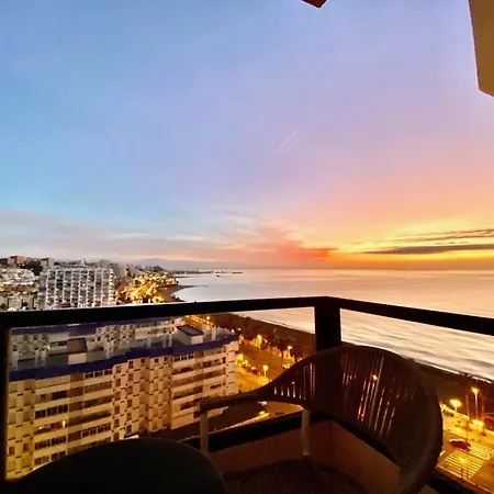 Aloha Playa Deluxe Wifi Swimming Pools & Parking Apartment Benalmadena