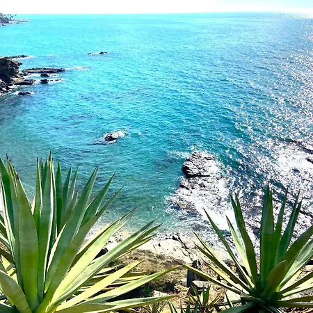 Aloha Playa Deluxe Wifi Swimming Pools & Parking