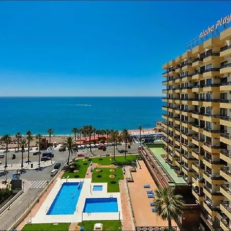 Aloha Playa Deluxe Wifi Swimming Pools & Parking Apartment Benalmádena
