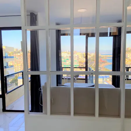 Aloha Playa Deluxe Wifi Swimming Pools & Parking Apartment *
