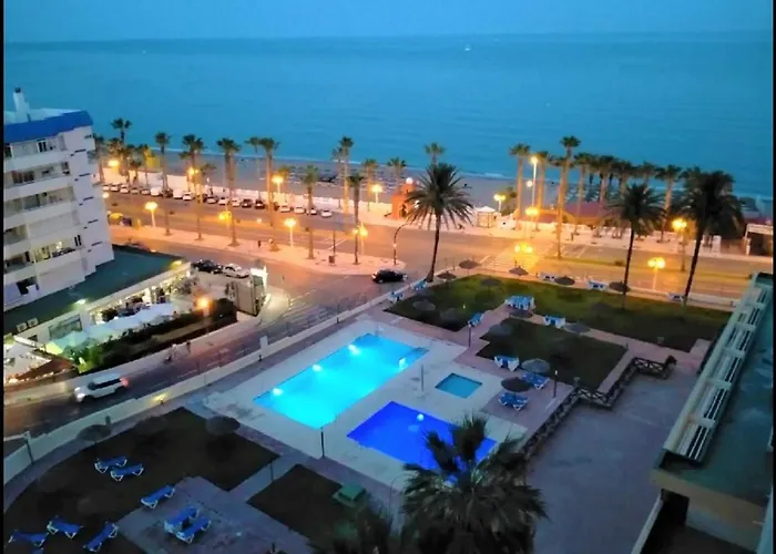 Aloha Playa Deluxe Wifi Swimming Pools & Parking * 贝纳尔马德纳